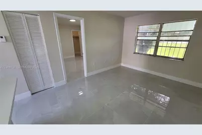 13240 Port Said Rd #3, Opa-Locka, FL 33054 - Photo 6