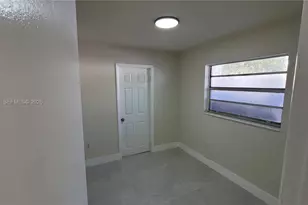 13240 Port Said Rd, Opa Locka, FL 33054 - Photo 18
