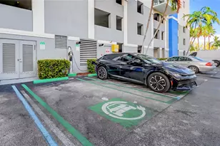 5077 NW 7th St, Miami, FL 33126 - Photo 56