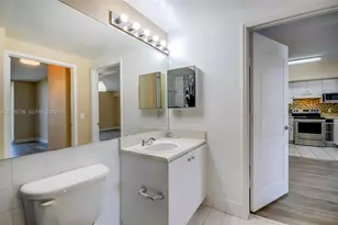 5077 NW 7th St, Miami, FL 33126 - Photo 30