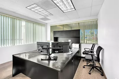 7665 Davie Road Ext, Davie, FL 33024 - Photo 36