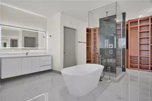 700 NE 24, Miami, FL 33137 - Photo 28