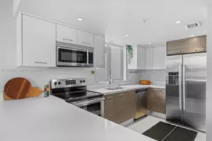 9901 E Bay Harbor Dr, Bay Harbor Islands, FL 33154 - Photo 6