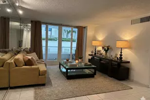 5005 Collins Ave, Miami Beach, FL 33140 - Photo 4