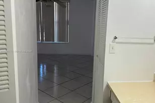 16751 NE 9th Ave, North Miami Beach, FL 33162 - Photo 12