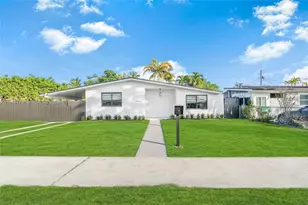 19831 Gulfstream Rd, Cutler Bay, FL 33157 - Photo 2