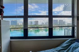 10101 E Bay Harbor Dr, Bay Harbor Islands, FL 33154 - Photo 12