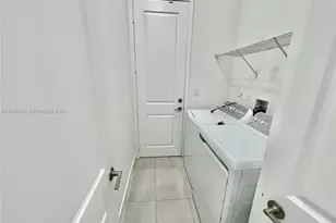17324 SW 41st St, Miramar, FL 33029 - Photo 14
