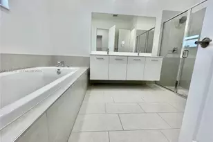 17324 SW 41st St, Miramar, FL 33029 - Photo 8