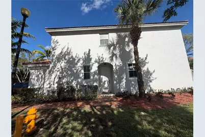 20715 NE 10th Ct #20715, Miami, FL 33179 - Photo 2