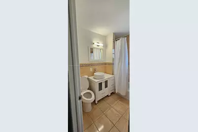 120 SW 108th Ave #I1, Sweetwater, FL 33174 - Photo 4