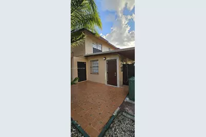 120 SW 108th Ave #I1, Sweetwater, FL 33174 - Photo 2