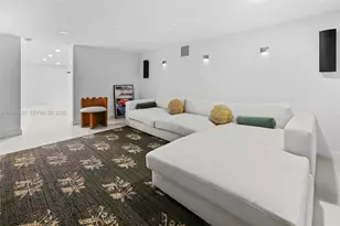 132 Paloma Dr, Coral Gables, FL 33143 - Photo 54