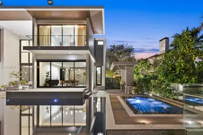 132 Paloma Dr, Coral Gables, FL 33143 - Photo 4