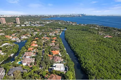 132 Paloma Dr, Coral Gables, FL 33143 - Photo 68