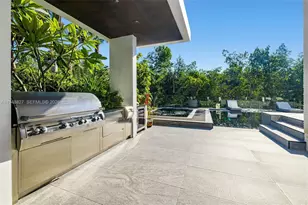 132 Paloma Dr, Coral Gables, FL 33143 - Photo 32