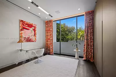 132 Paloma Dr, Coral Gables, FL 33143 - Photo 52