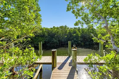 132 Paloma Dr, Coral Gables, FL 33143 - Photo 68