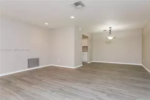 5011 NW 17th St, Lauderhill, FL 33313 - Photo 4