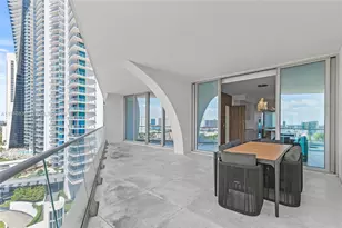 16901 Collins Ave, Sunny Isles Beach, FL 33160 - Photo 8