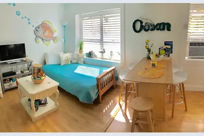 769 NW 10th, Miami, FL 33136 - Photo 20