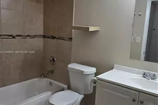 251 W Palm Cir W, Pembroke Pines, FL 33025 - Photo 10