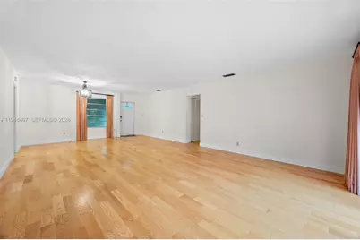 8525 SW 100th Ave, Miami, FL 33173 - Photo 4