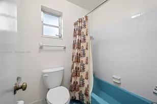 8525 SW 100th Ave, Miami, FL 33173 - Photo 10