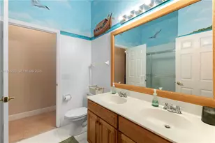 16310 Sapphire Dr, Weston, FL 33331 - Photo 28