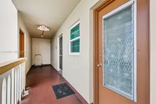 319 NE 14th Ave, Hallandale Beach, FL 33009 - Photo 6