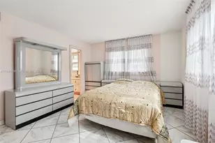 319 NE 14th Ave, Hallandale Beach, FL 33009 - Photo 30