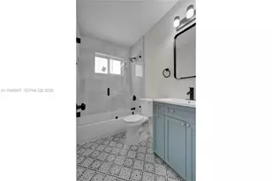 21021 NE 13th Pl, Miami, FL 33179 - Photo 20