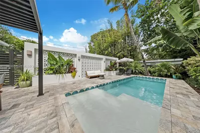 71 NE 46th St, Miami, FL 33137 - Photo 26