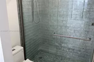 555 NE 15th St, Miami, FL 33132 - Photo 16