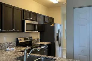 134 SE 28th Ter, Homestead, FL 33033 - Photo 2