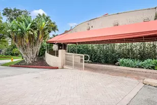 10047 Costa Del Sol Blvd, Doral, FL 33178 - Photo 40