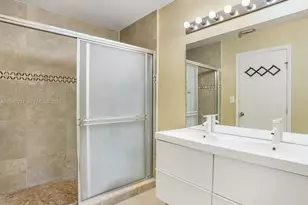 10047 Costa Del Sol Blvd, Doral, FL 33178 - Photo 20