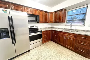 2762 SW 21st St, Miami, FL 33145 - Photo 6