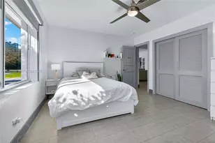 831 NE 109th St, Biscayne Park, FL 33161 - Photo 40