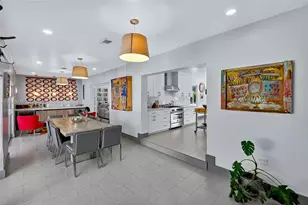 831 NE 109th St, Biscayne Park, FL 33161 - Photo 10