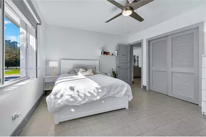 831 NE 109th St, Biscayne Park, FL 33161 - Photo 38