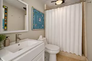 831 NE 109th St, Biscayne Park, FL 33161 - Photo 40