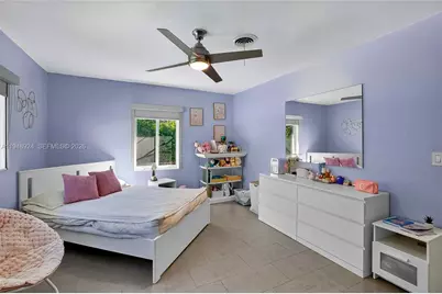 831 NE 109th St, Biscayne Park, FL 33161 - Photo 36