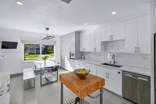 831 NE 109th St, Biscayne Park, FL 33161 - Photo 26