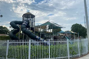 1177 SW 13th St, Miami, FL 33129 - Photo 8