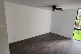 20379 W Country Club Dr, Aventura, FL 33180 - Photo 8