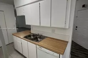 18336 NW 68th Ave, Hialeah, FL 33015 - Photo 2