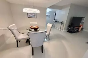 18071 Biscayne Blvd, Aventura, FL 33160 - Photo 2