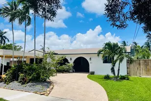 2827 McKinley St, Hollywood, FL 33020 - Photo 2