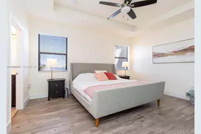 10034 W 32nd Ln, Hialeah, FL 33018 - Photo 6